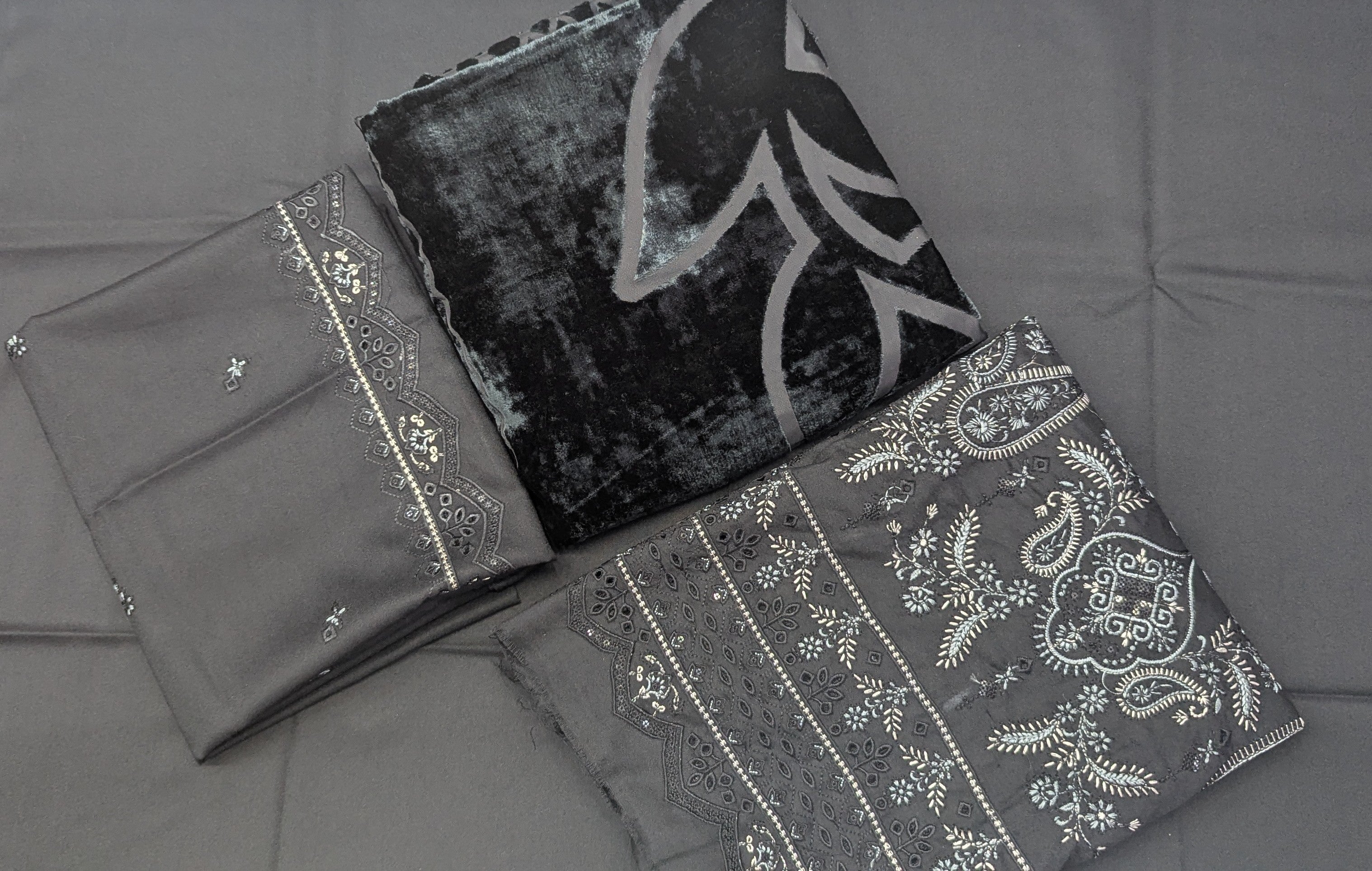 Elegant Embroidered Marina 3-Piece Suit with Warm Pluchi Shawl