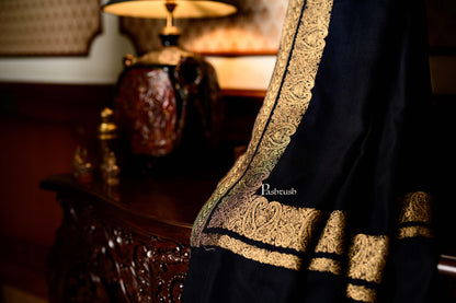 Pashtush Mens Extra Fine Count Wool Shawl, Metallic Tilla Border Weave, Full Size